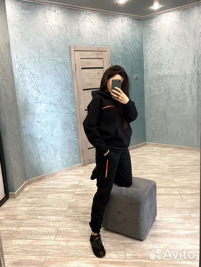 Спортивный костюм женский prada