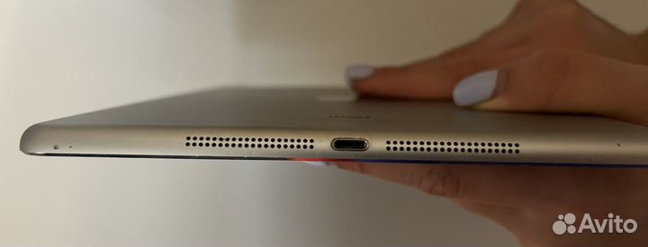 Планшет Apple iPad Air 64Gb Wi-Fi + Cellular