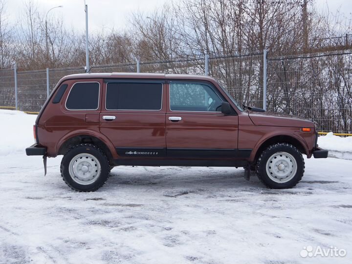 LADA 4x4 (Нива) 1.7 МТ, 2017, 64 000 км