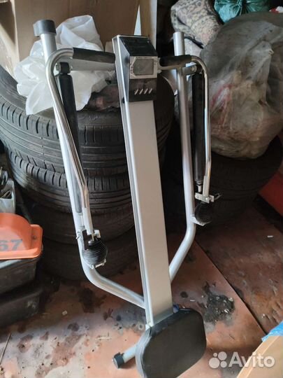 Гребной тренажер