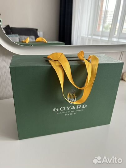 Коробка goyard