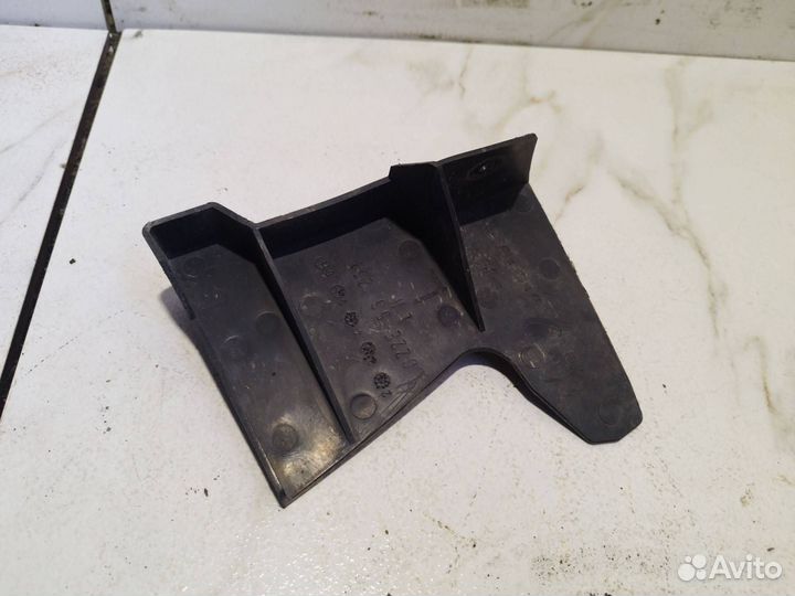 Дефлектор радиатора Mazda 6 GG 2005 G22E56253