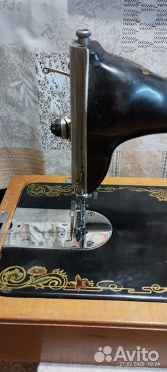 Швейная машина Подольск ручная