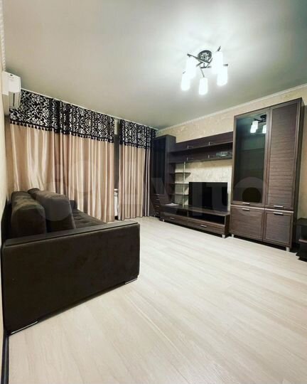 1-к. квартира, 45 м², 10/16 эт.