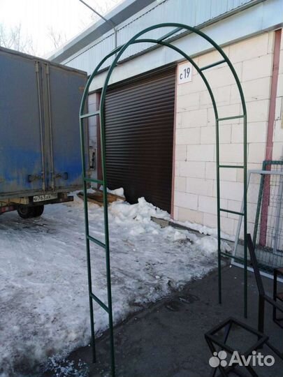 Арка садовая