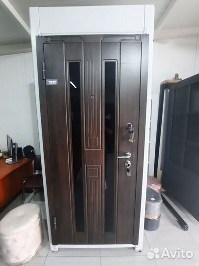 Двери входные под 90 проем