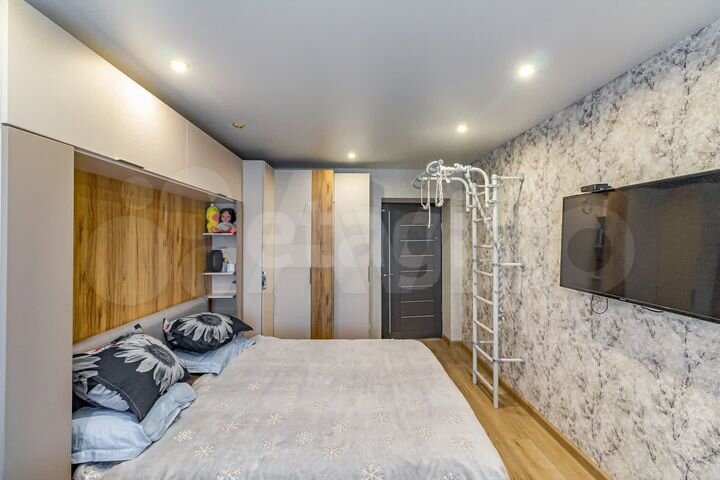 2-к. квартира, 66,8 м², 3/9 эт.