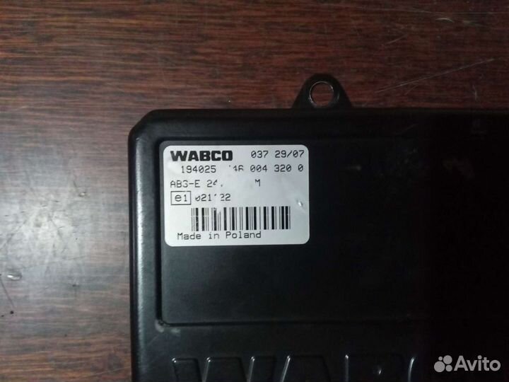 Wabco 446 004 320 0 / abs-e 24 v