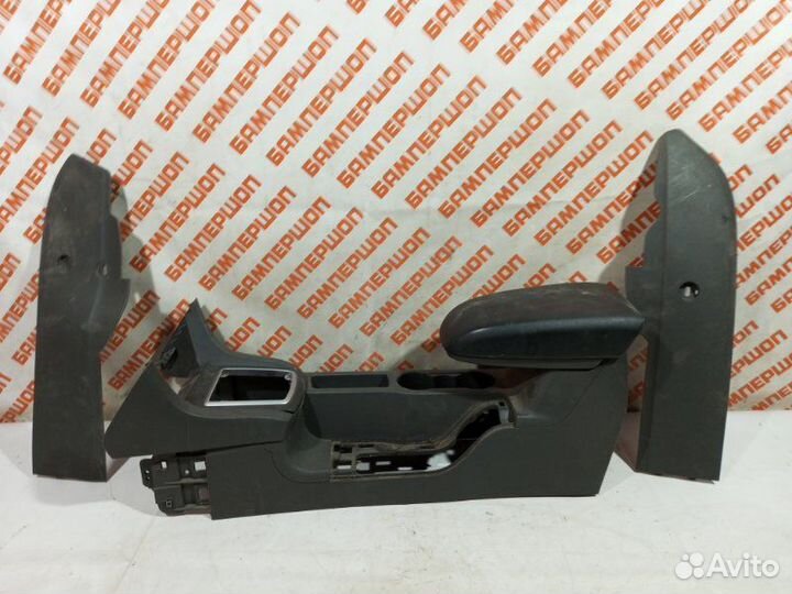 Центральная консоль Ford Focus 2 (2005-2008) седан