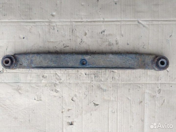 Рычаг подвески задний правый Nissan Qashqai Vi