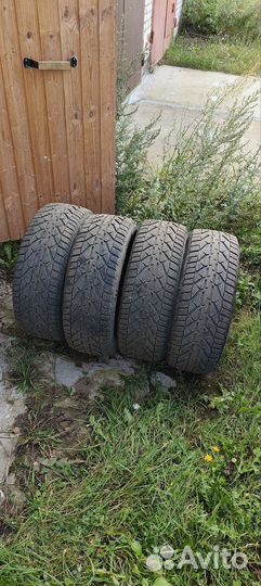 Kormoran Snow 205/50 R17 93V