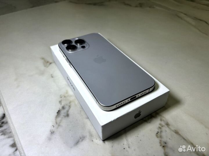 iPhone 16 Pro Max, 256 ГБ