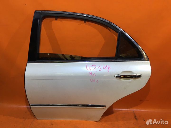 Дверь Toyota Crown majesta UZS186 (Заднее Левое)