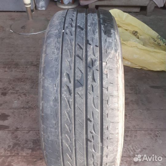 Bridgestone Regno GR-XI 225/60 R16