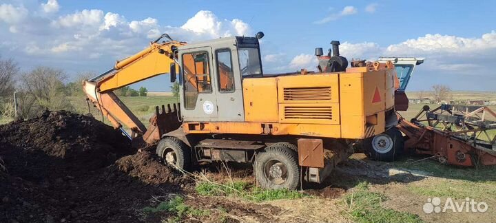 Фронтальный погрузчик Амкодор ТО-28Б, 1992