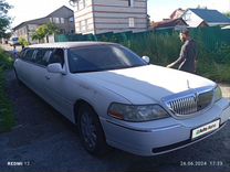 Lincoln Town Car 4.6 AT, 2002, 235 870 км, с пробегом, цена 800 000 руб.