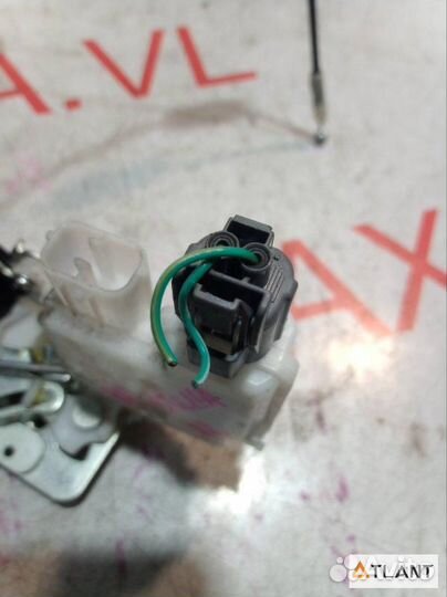 Замок двери задний правый subaru stella