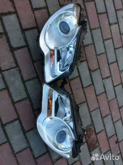 Фара правая Туран Тоуран Рестайлинг 2008 год