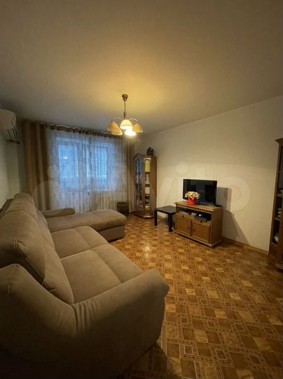 2-к. квартира, 67 м², 4/13 эт.