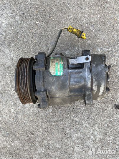 Компрессор кондиционера citroen с5 HDI 2.2 2003 г