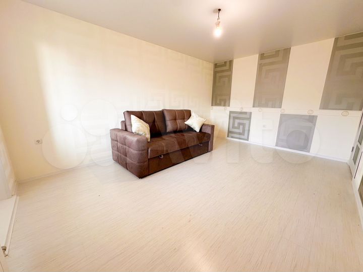 2-к. квартира, 58,4 м², 2/5 эт.