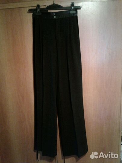 Спортивные бальные танцы. Брюки латина