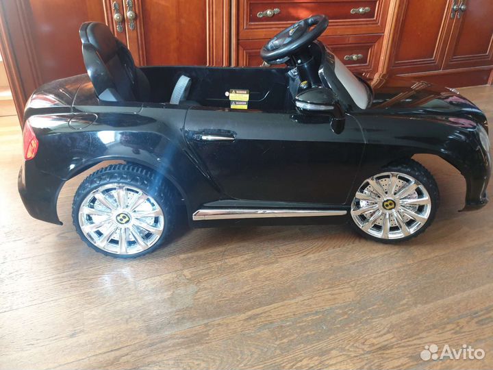 Детский электромобиль Bentley бу