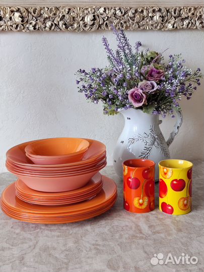 Набор тарелок