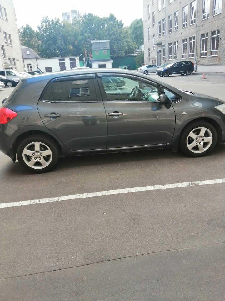 Toyota Auris: фото владельца