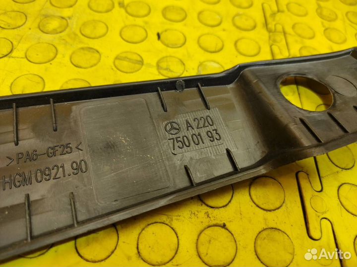 Обшивка багажника Mercedes-Benz W220 M113.986 5.5