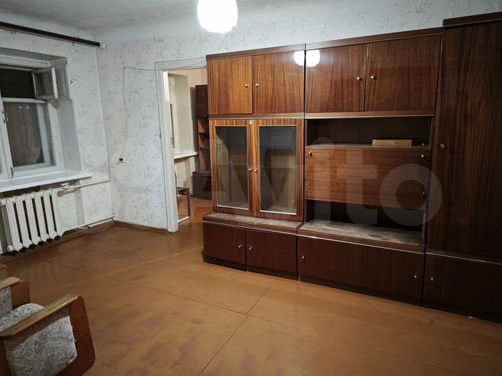 2-к. квартира, 43 м², 3/5 эт.