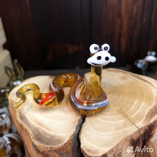 Стеклянная змея из стекла