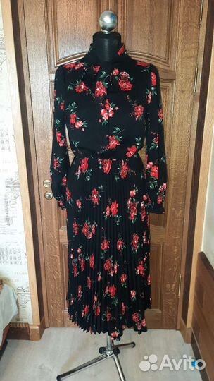 Платье женское повседневное 44 размера
