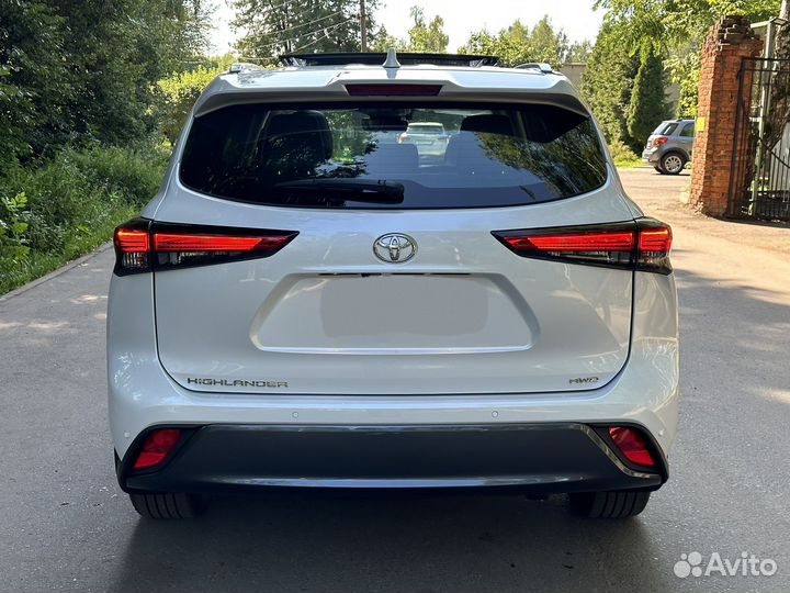 Toyota Highlander 2.4 AT, 2023, 22 км