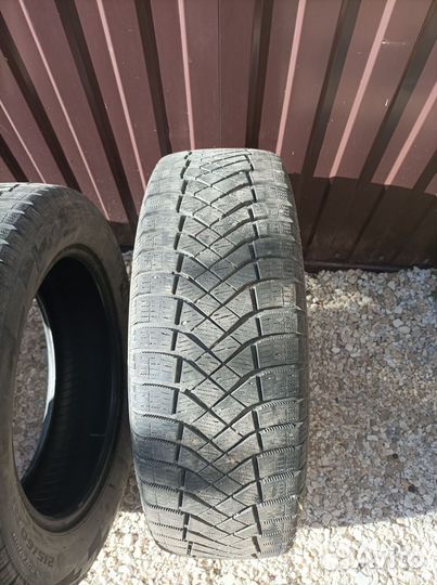 Pirelli Ice Zero 215/60 R17 T