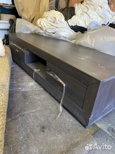 Тумба под телевизор и полка