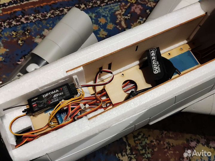 Радиоуправляемый самолет freewing Миг-21