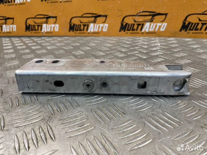 Кронштейн панели передний правый Bmw M3 G80 2020