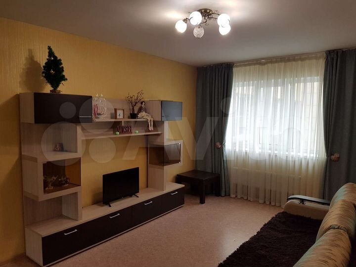 2-к. квартира, 52,9 м², 1/3 эт.