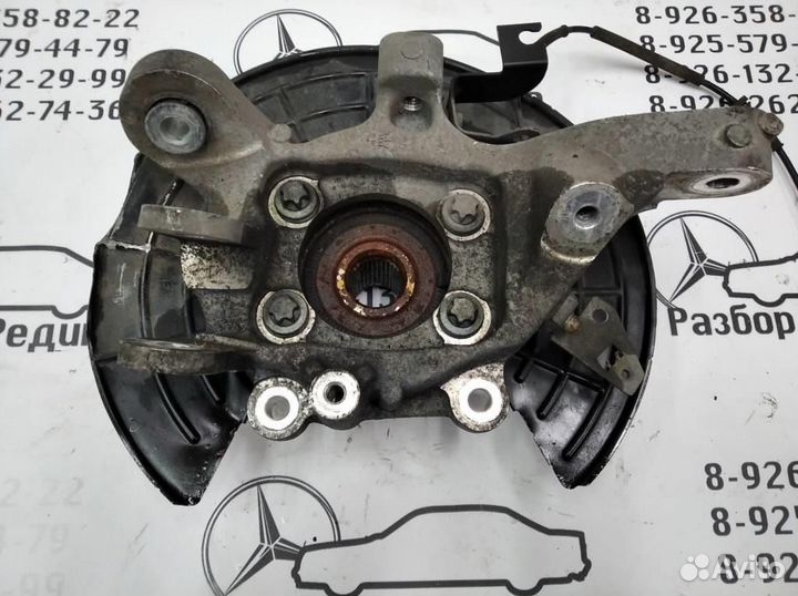 Кулак подвески задний правый Maserati Levante 3.0