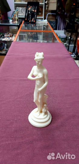 Статуэтка мраморная винтаж