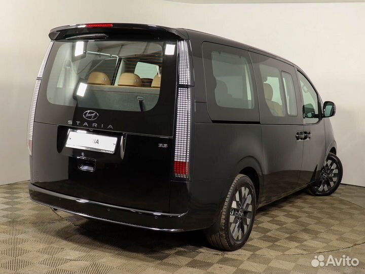 Hyundai Staria 2.2 AT, 2023