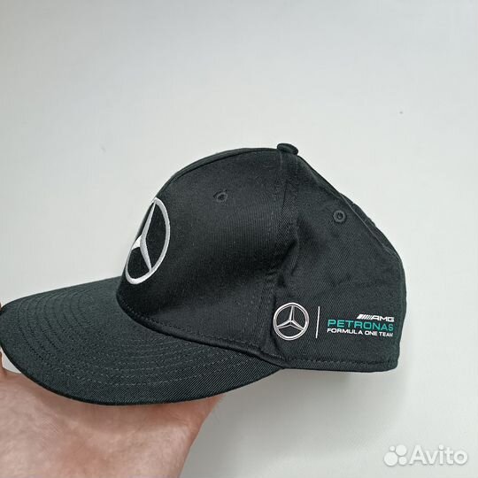 Бейсболка Mercedes AMG Petronas Formyla One Team