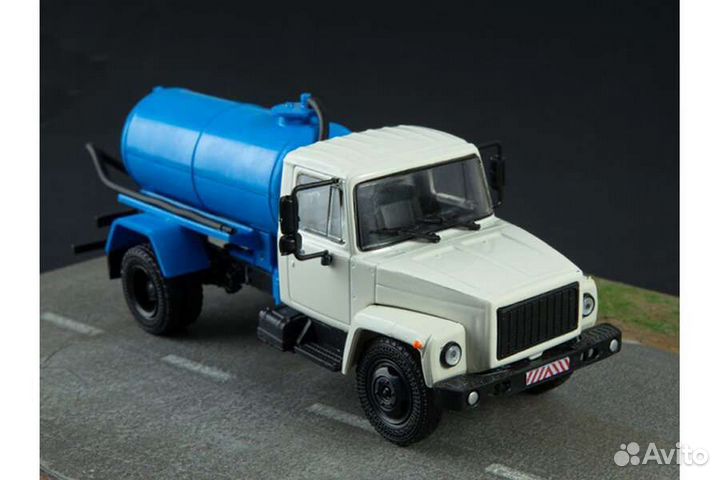 Модели грузовиков и автобусов ЗИЛ маз икарус 1:43