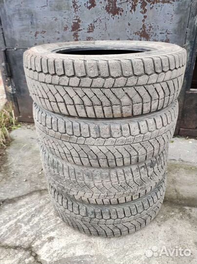Зимняя резина r15 бу