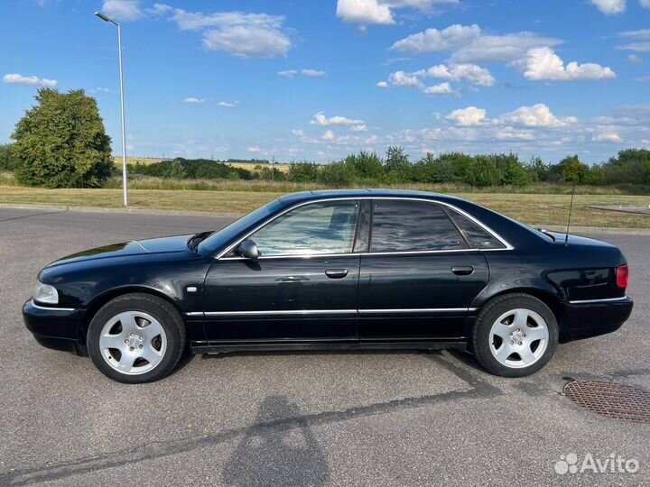 Audi A8 2.5 AT, 1997, 400 000 км