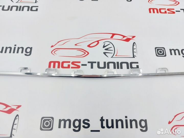 Центральная планка бампера Mercedes w222 S63 AMG