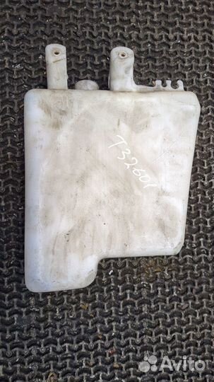 Бачок омывателя Nissan Note E11, 2007