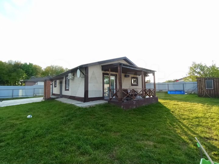 Дом 101,8 м² на участке 7,5 сот.