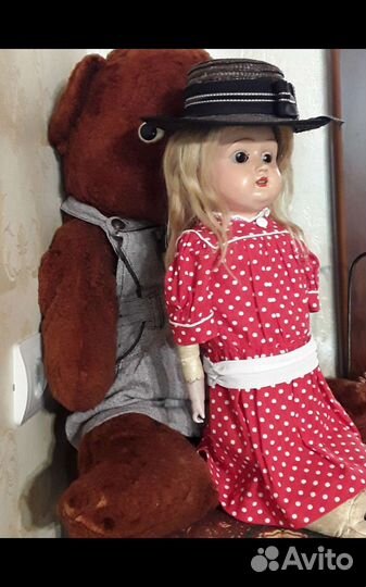 Кукла антикварная 55 см Минерва временно